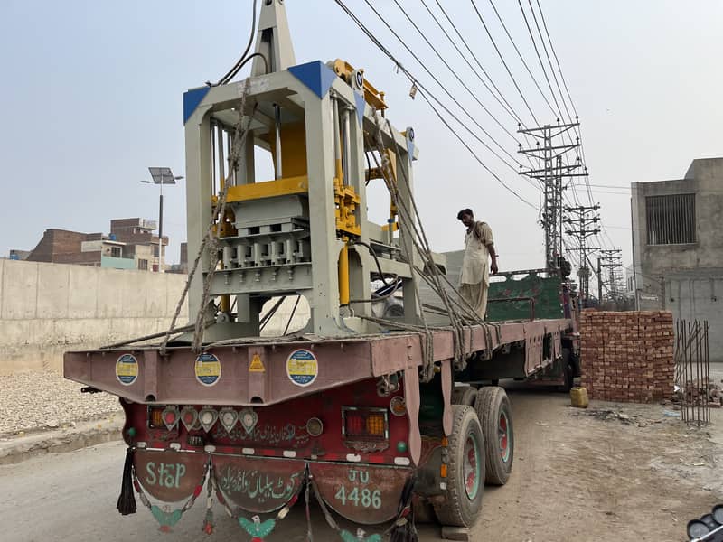 Premium Concrete Block & Paver Block Making Machine – High Efficiency 2