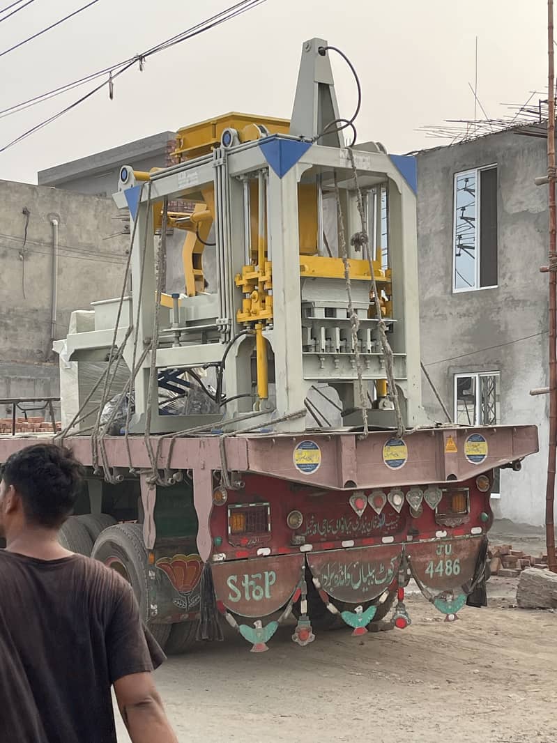 Premium Concrete Block & Paver Block Making Machine – High Efficiency 15