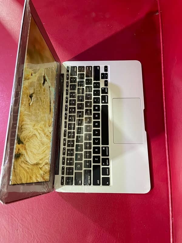 Apple mackbook Air 13-14/Laptop for sale 1