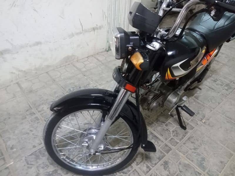 VIP BIKE HN MODEL 2022 HN , KARACHI NO HN, 2