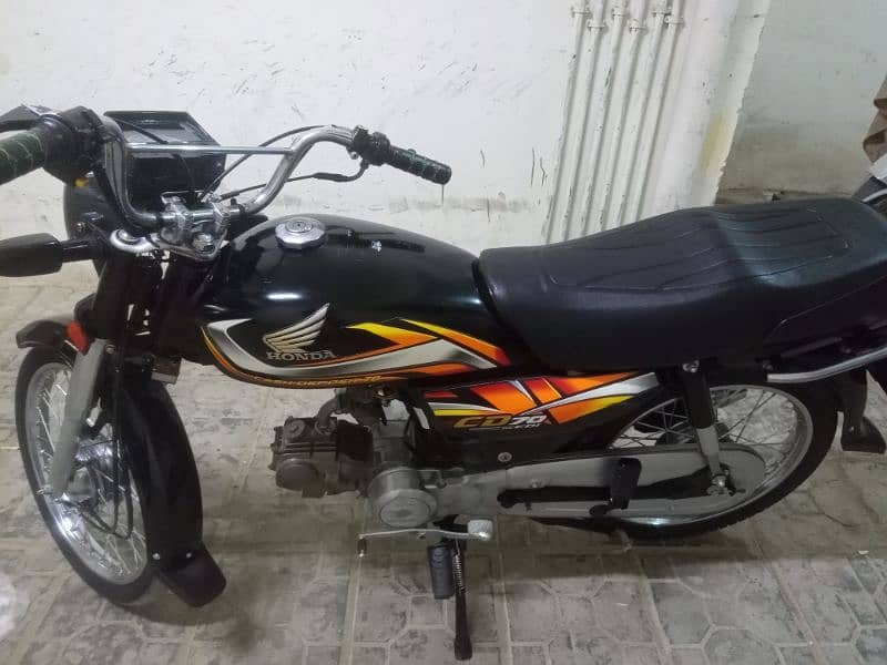 VIP BIKE HN MODEL 2022 HN , KARACHI NO HN, 3