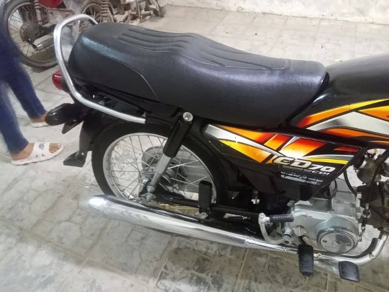 VIP BIKE HN MODEL 2022 HN , KARACHI NO HN, 6