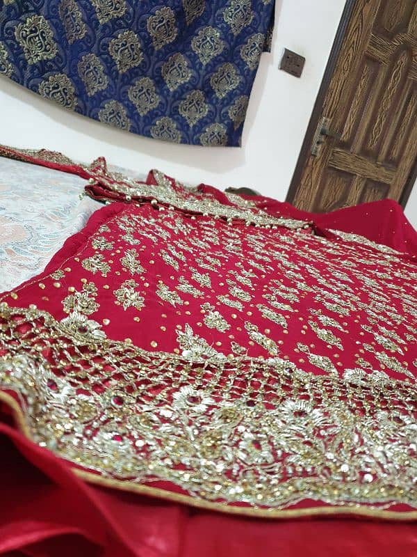 Bridal lehanga//in Red colour Stitched(Comfortable and feels like new) 1