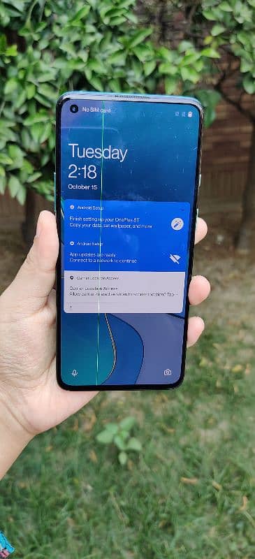 One Plus 8t 12/256 gb Snapdragon, 865 (gaming processor)  Line on lcd 1