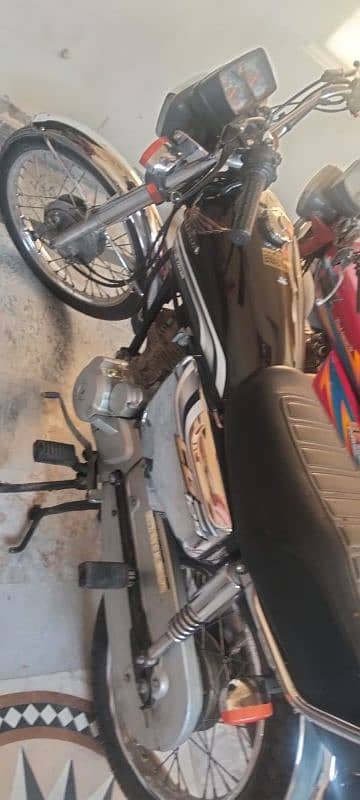 Honda 125 self start 4