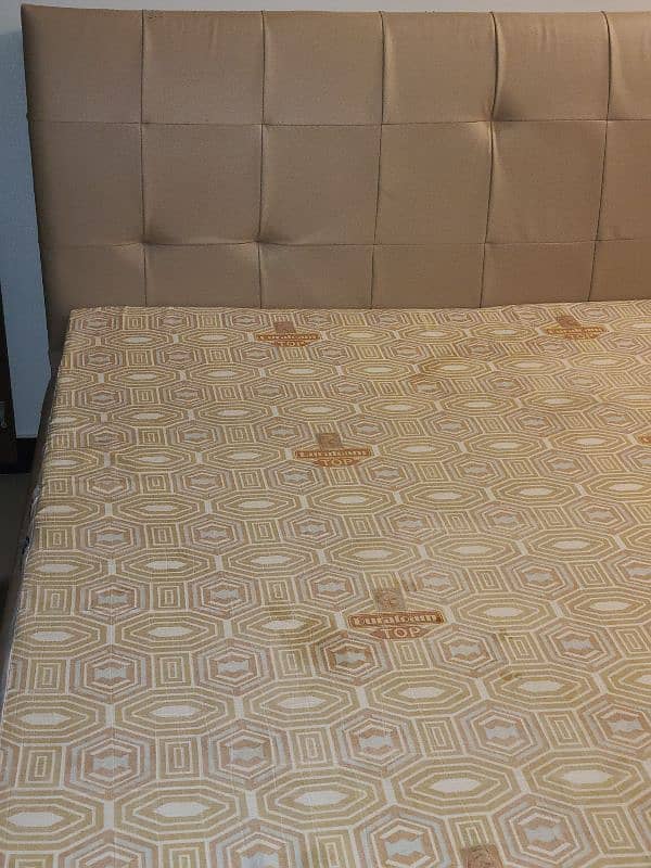 bed set /bed with mattress/ double bed / King size bed/ wooden bed set 2