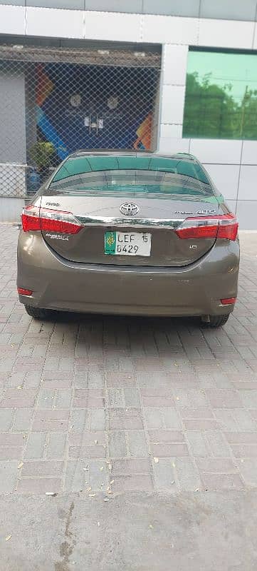 Toyota Corolla Altis 2015 3