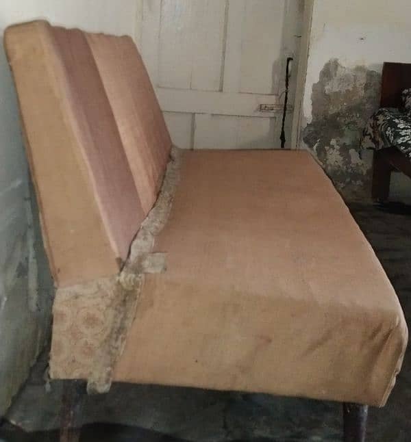 sofa ready for poshish 1