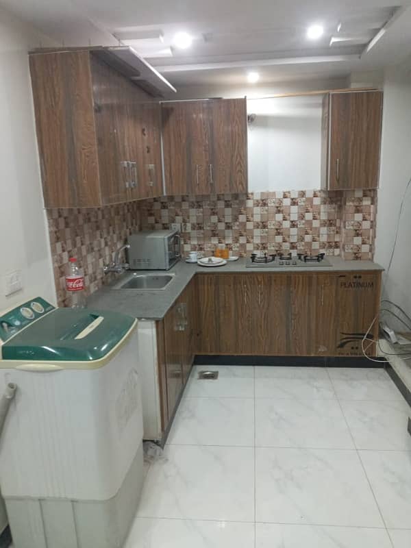 One Bed Flat For Rent In Bahria Town Near To Grand Mosque Full Furnished 3