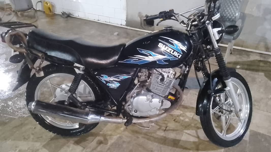 Suzuki GS 150 SE 2022 KHI 6