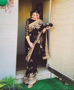 Black saree