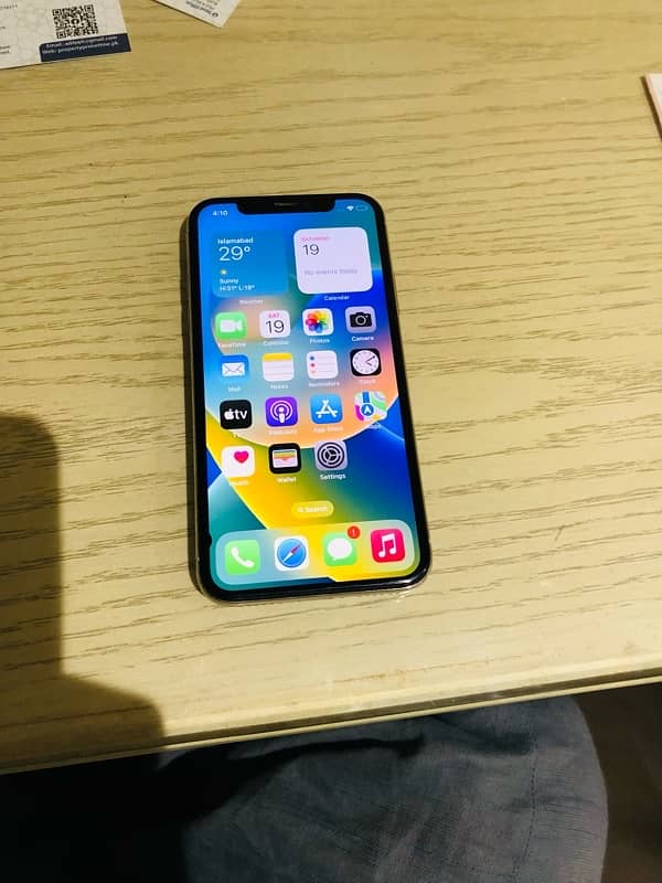 IPhone X 64 GB With Box PTA Approved 1