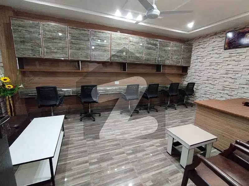 Fully Furnished Office For Rent For at D Ground Faisalabad with Electercity 18