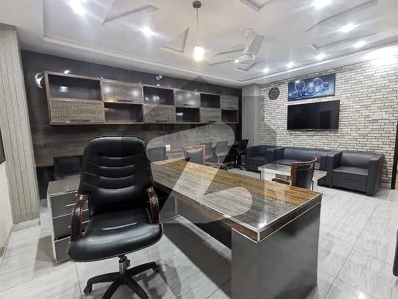 Fully Furnished Office For Rent For at D Ground Faisalabad with Electercity 25