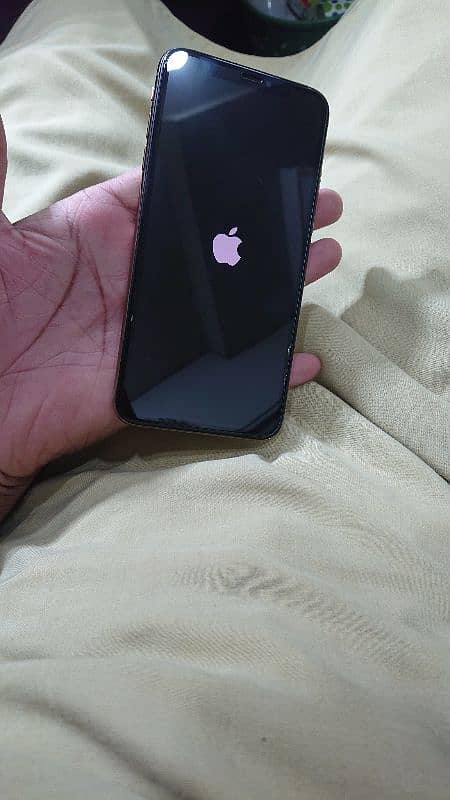 iphone xs max pta 64 gb all ok 2