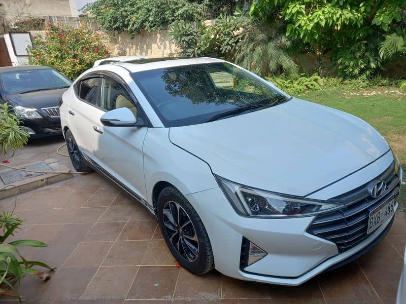 Hyundai Elantra GLS 2.0 Model 2022 / Elantra Model 2022 1