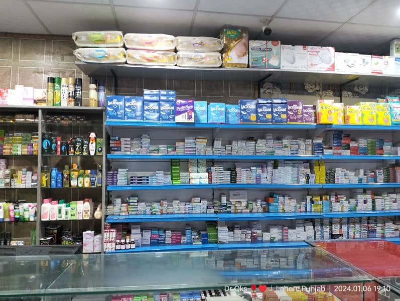 Running business pharmacy and Clinic for sale (0303 4004251) 6