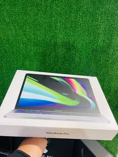 Macbook Pro 2020 M1Chip 13”inch 8Gb Ram 512Gb SSD