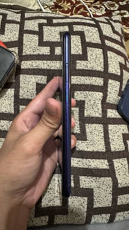 Oppo F11 Pro 3