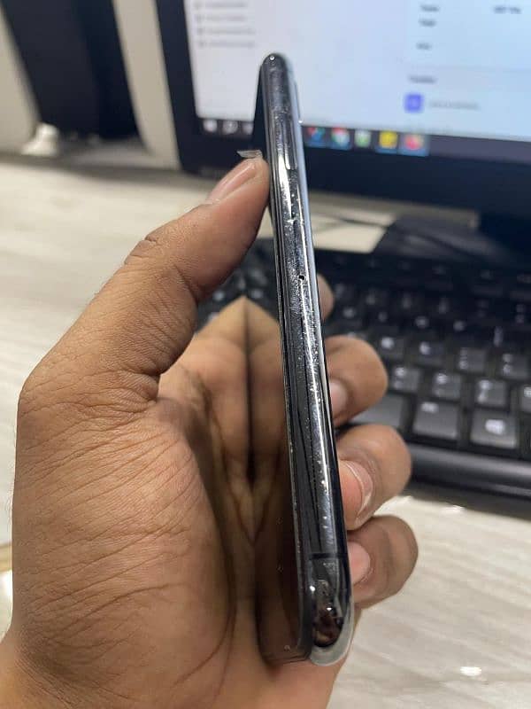 IPhone X Pta Approved 64GB 7