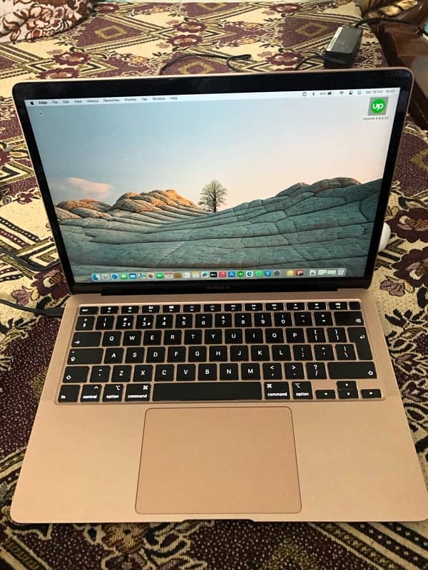 Macbook Air Retina 13.3” inch 2020 (Gold) 0