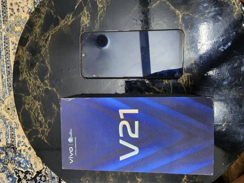 Vivo v21e euro cup 2020 edition 12/128 original box and fast charger 1