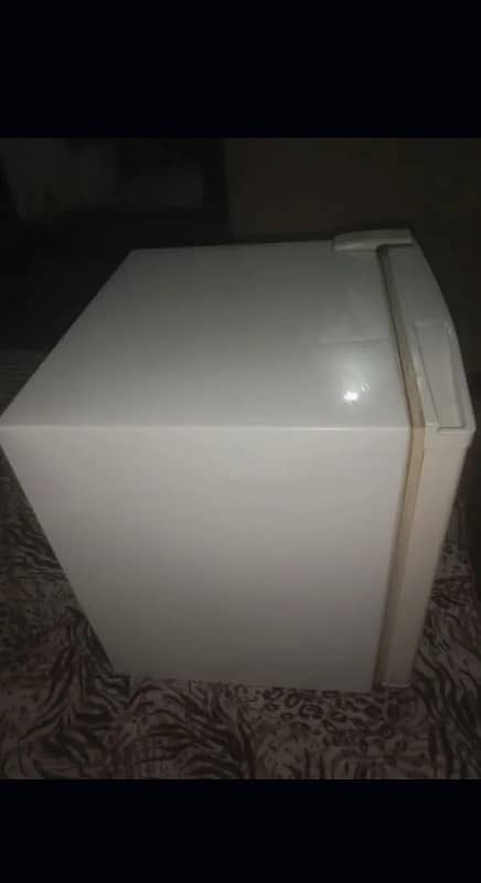 Haier mini fridge for sale 1