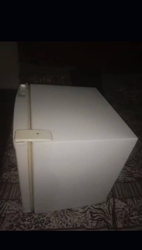 Haier mini fridge for sale 2