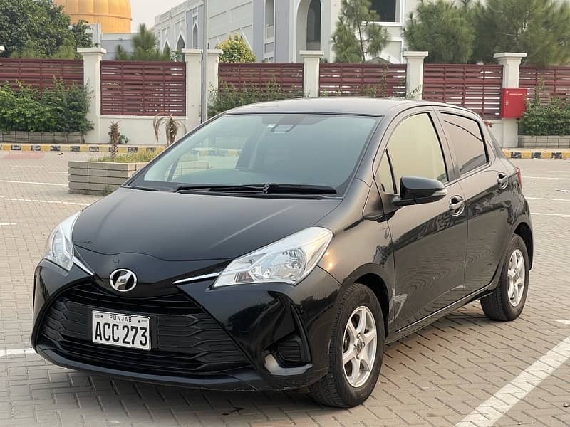 Toyota Vitz 2017 1