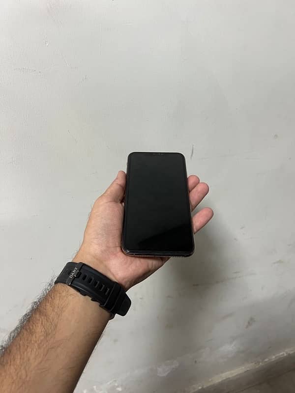 iphone xs max pta approved 64 gb 1