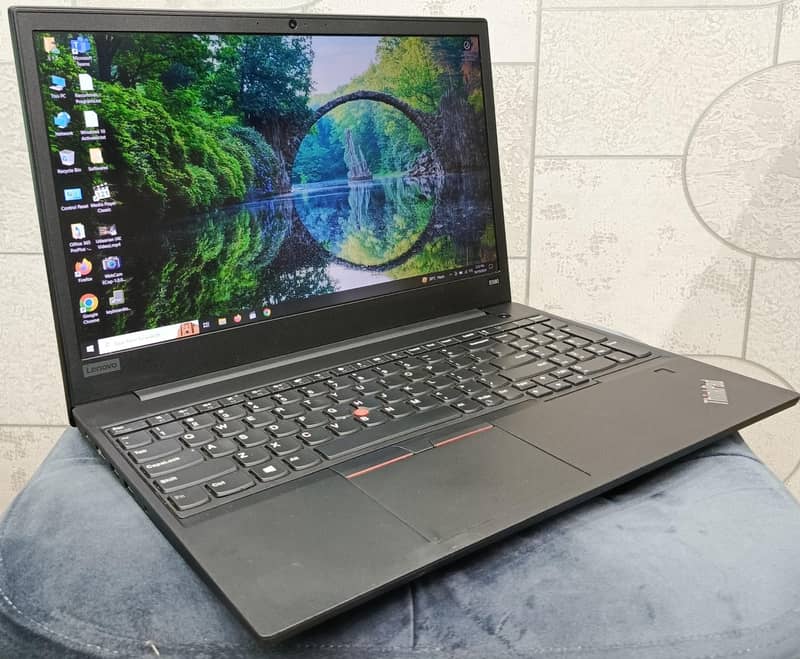 Lenovo Thinkpad E580 Intel Corei7 8th Gen|8GB DDR4|256GB SSD|15.6″ FHD 2