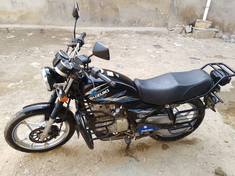 Suzuki GS150 2020 1