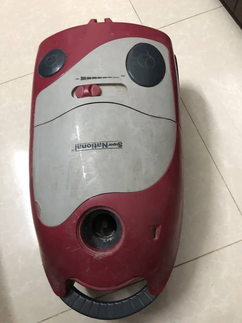 Vacuum cleaner In perfect condition 4