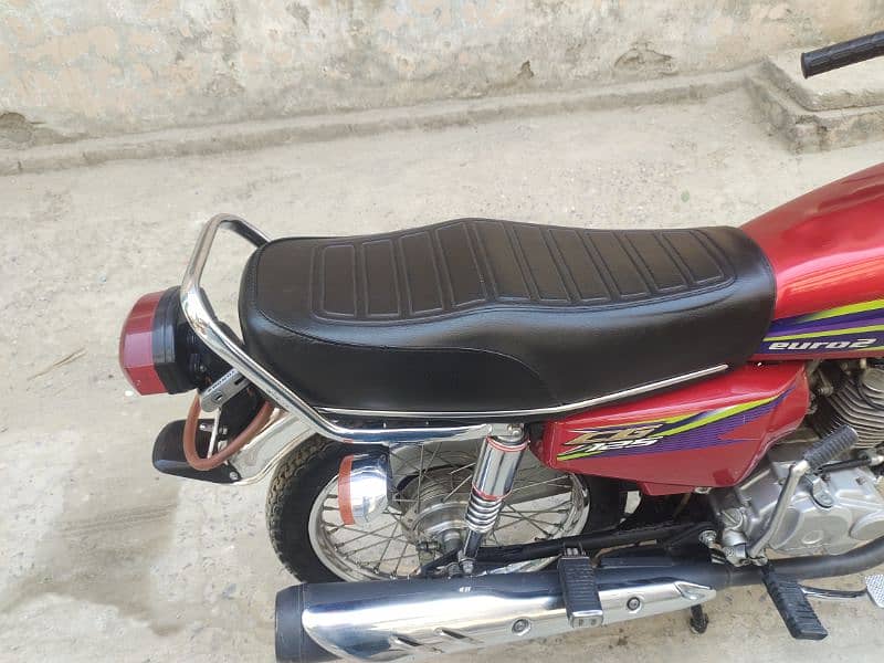 Honda 125 2019 model 1st owner Islamabad number 7