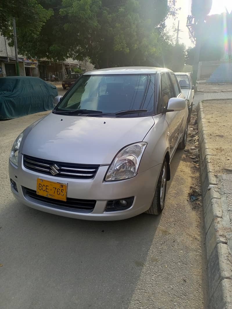 Suzuki Swift dlx available for sell 9