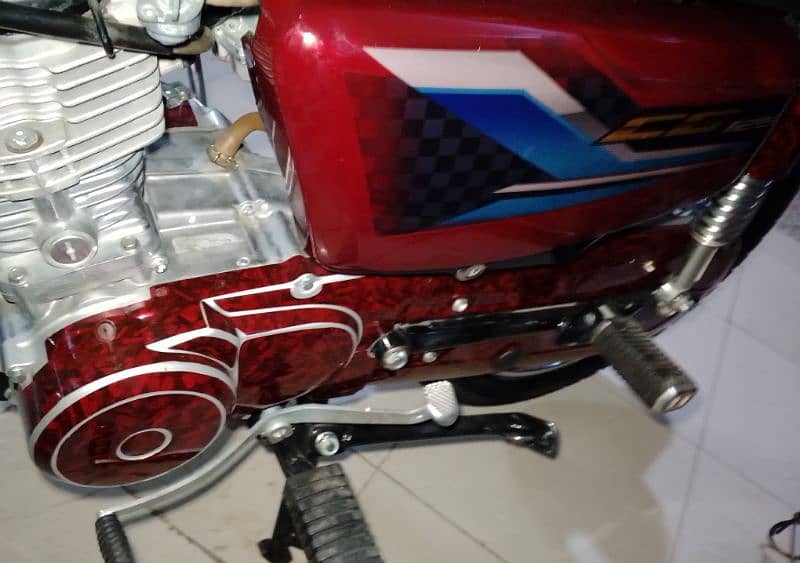 Qaidi 804 Honda CG 125 Model 24 Islamabad registration Number 804 4