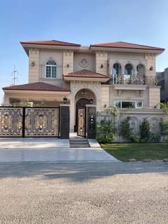 1 Kanal Slightly Used House For Rent in Phase 5 DHA Lahore Prime Location