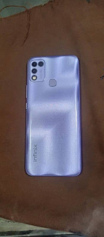 Infinix Hot 11Play 7