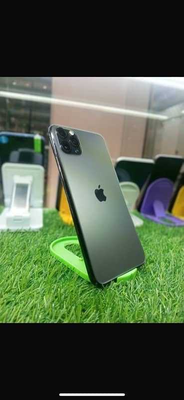 iphone 11 pro max 1