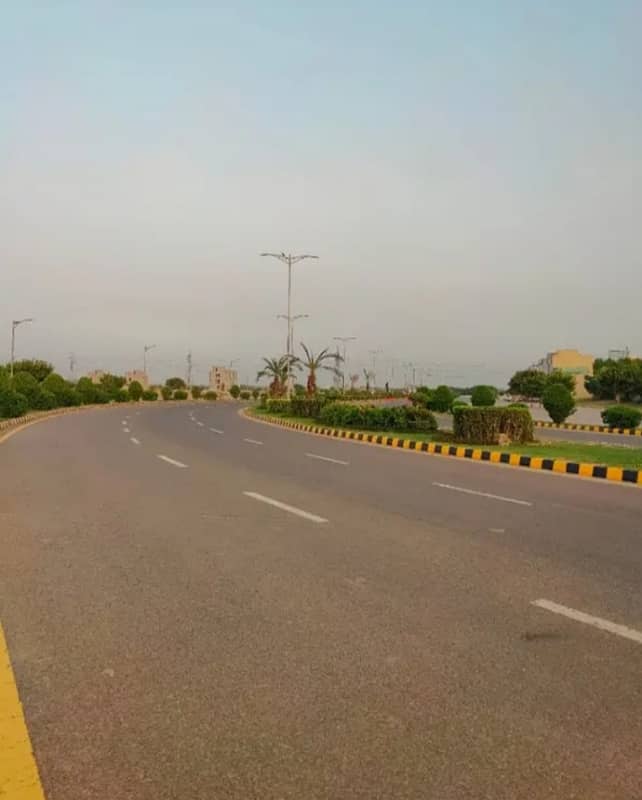 10-Marla On Ground Ready To Construction Plot Available For Sale Near To Bahria Town Lahore 9