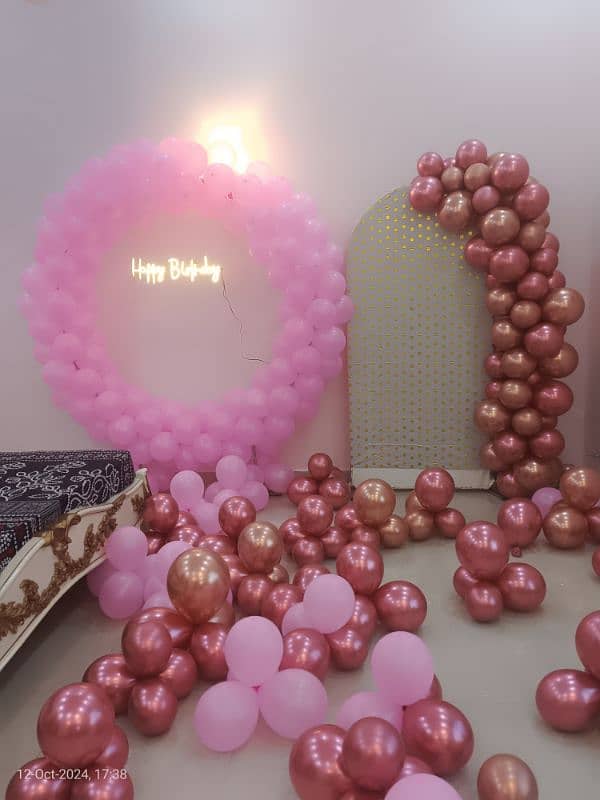 balloons decoration available 1