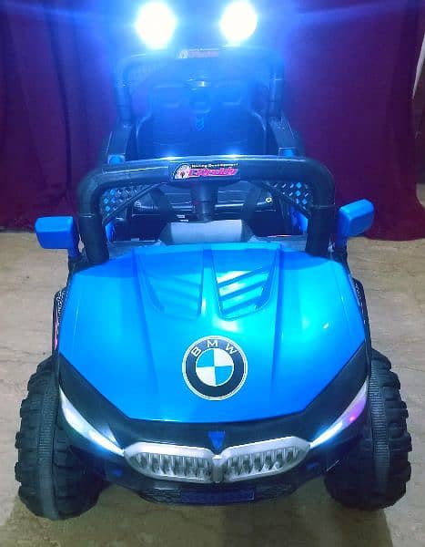 Kids 4x4 BMW Jeep car full size 6 motors / swing mode / remote control 8