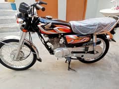 Honda CG 125 model 2022 ka 6 month 2024 ki registerd hayedrabad numbr