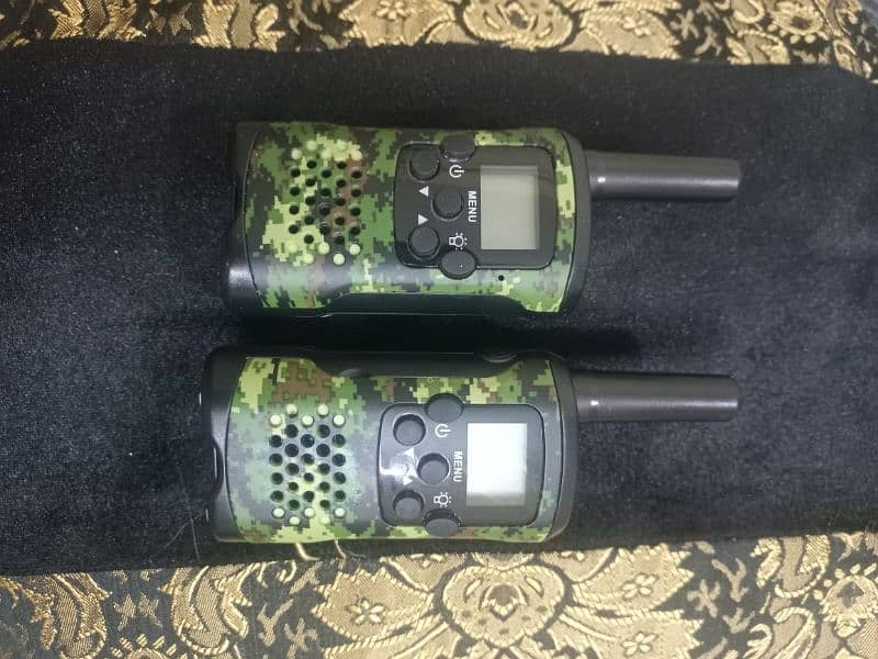 digital walkie talkies 3