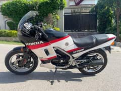 1985 Honda VT250F Wing - Islamabad Number