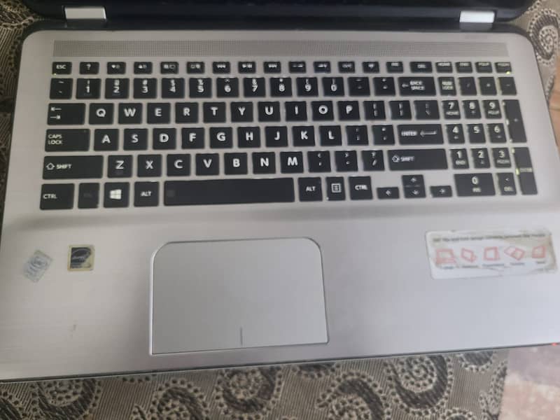 Toshiba Laptop for sale i7 4th Gen 8gb RAM and 256GB NVME 4