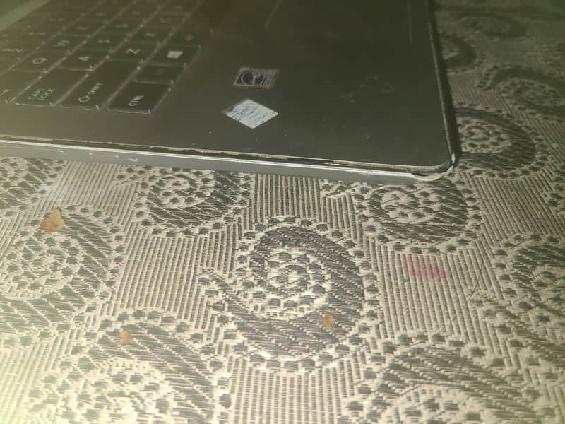 Toshiba Laptop for sale i7 4th Gen 8gb RAM and 256GB NVME 8