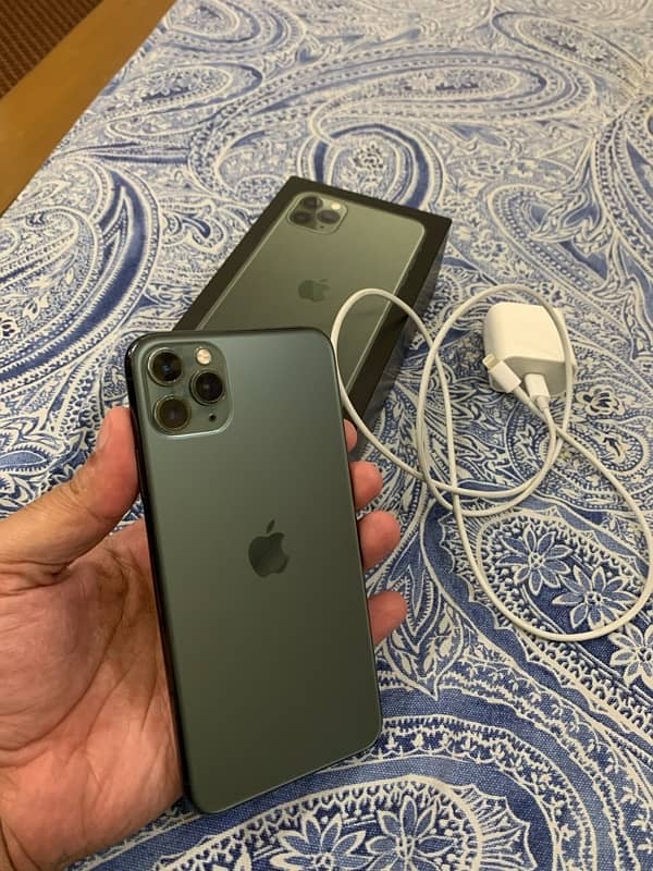 Iphone 11 Pro Max 256 GB Physical dual PTA approved 9