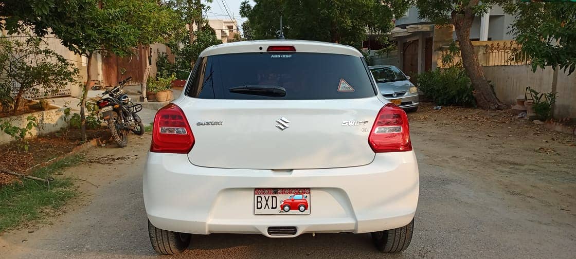 Suzuki Swift GL 2022 (Bumper to bumper Guaranteed Original) 3