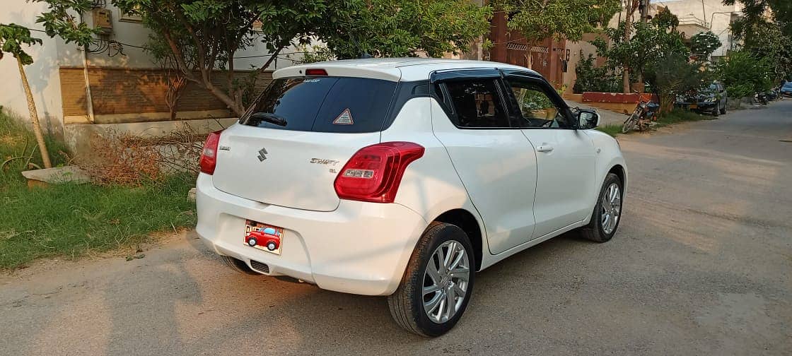 Suzuki Swift GL 2022 (Bumper to bumper Guaranteed Original) 5